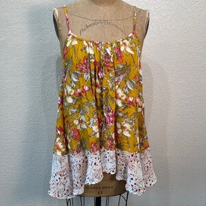Umgee Women Small Yellow Floral Spaghetti‎ Strap Ruffle Top NWT